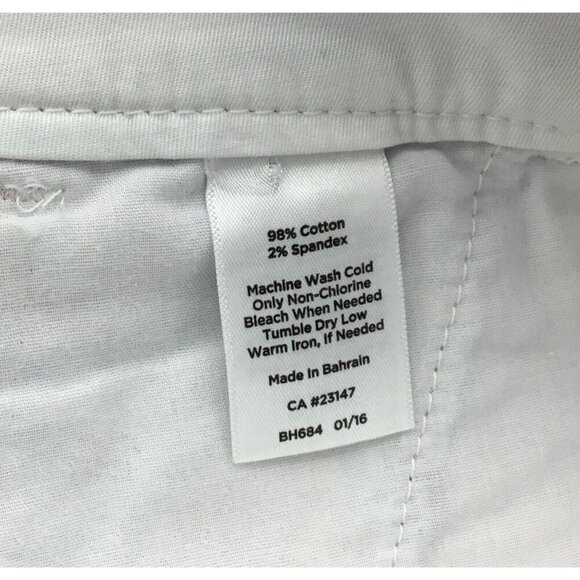 Talbots The Weekend Short 7 inch in Bright Colorful Ocean Life Print Size 12 - Picture 8 of 9